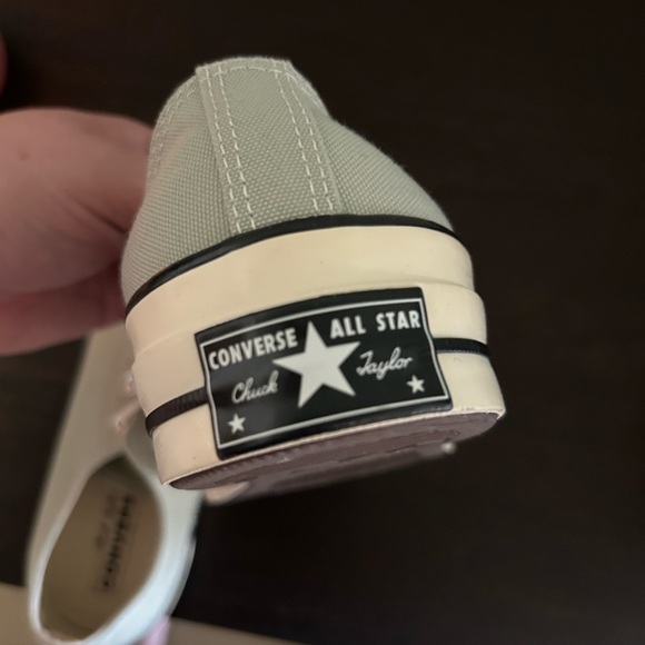 Men’s Chuck Taylor All Star Size 9 (or Women’s size 11) - Picture 3 of 6